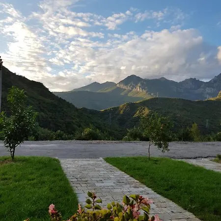 Lugina E Komanit Koman