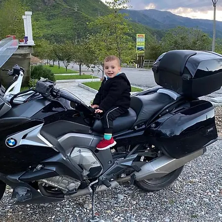 Hotel Lugina E Komanit 3*
