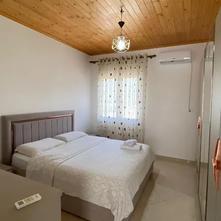 Lugina E Komanit Hotel Koman