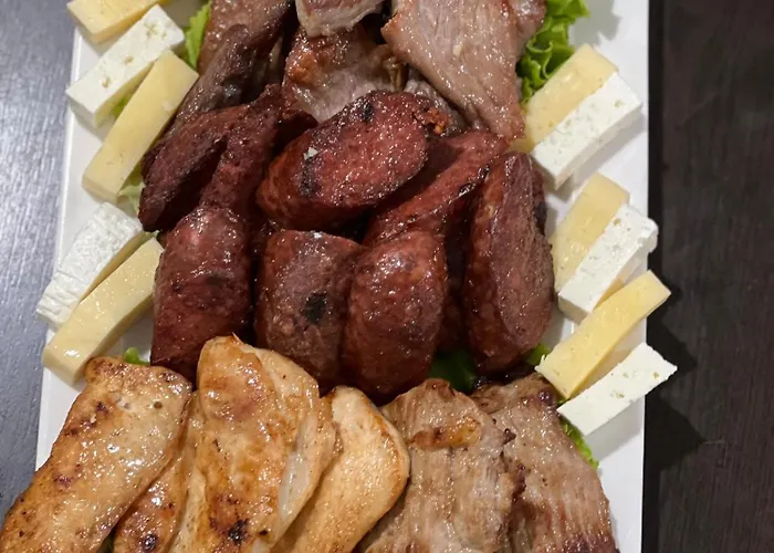 Lugina E Komanit Hotel Koman